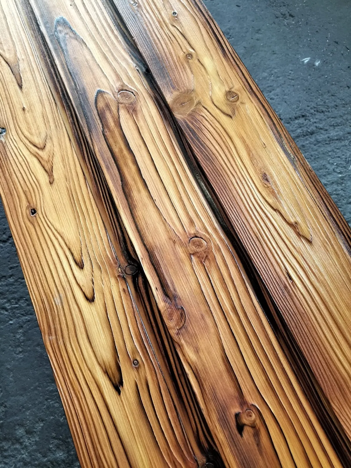 Materialiteit – zichtbaar massief hout in het detail